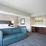 Hampton Inn Bedford