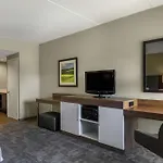 Hampton Inn Bedford